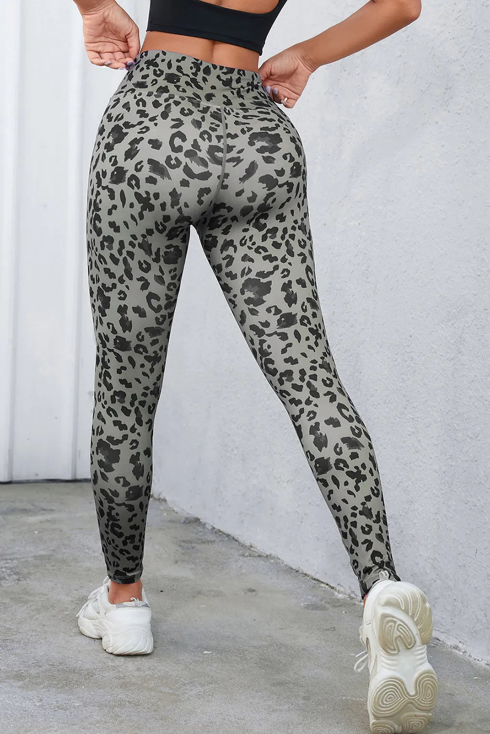 Lumi-Flex Leopard Print Exercise Leggings